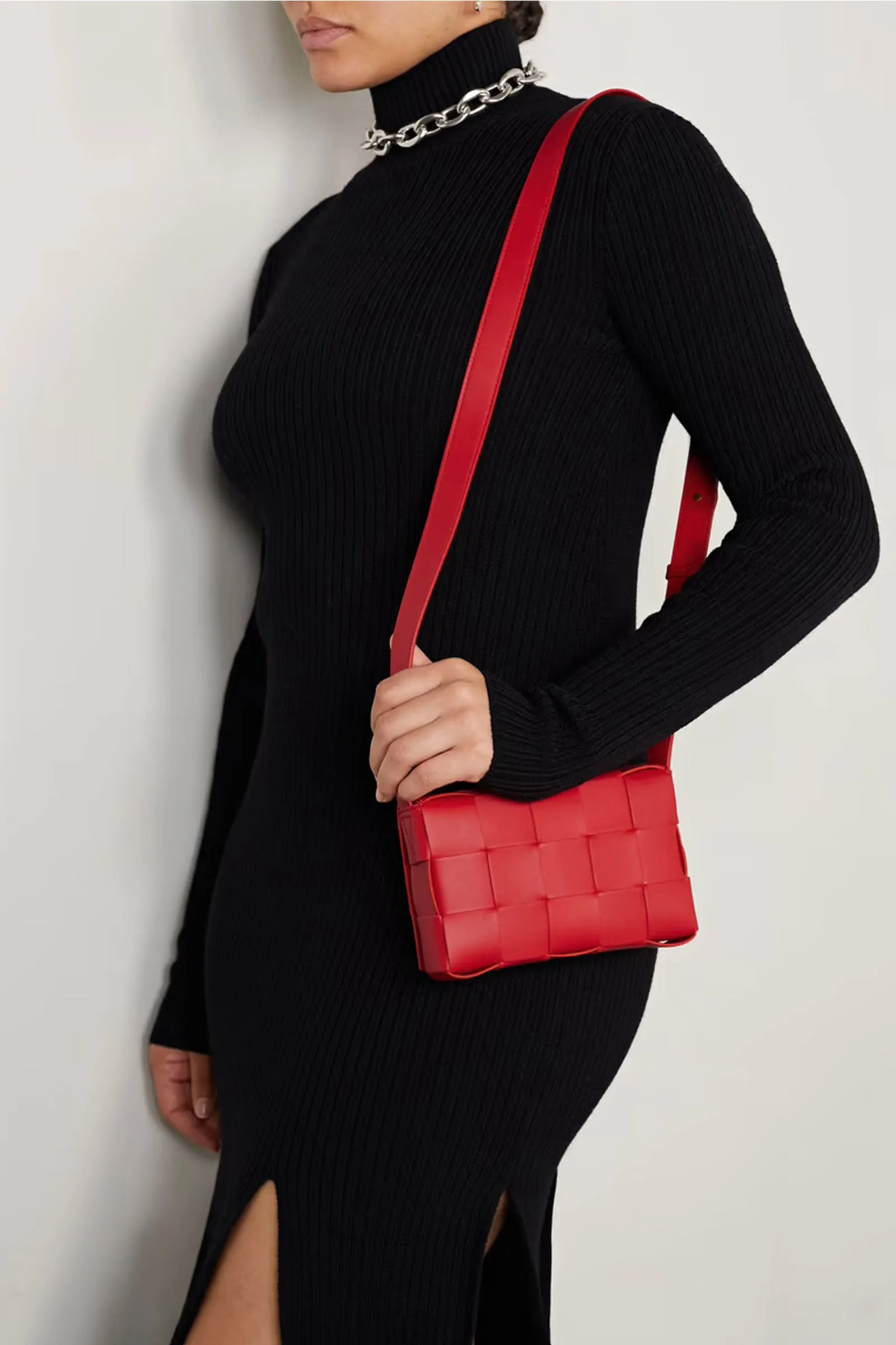 Cassette Small Intrecciato Leather Shoulder Bag