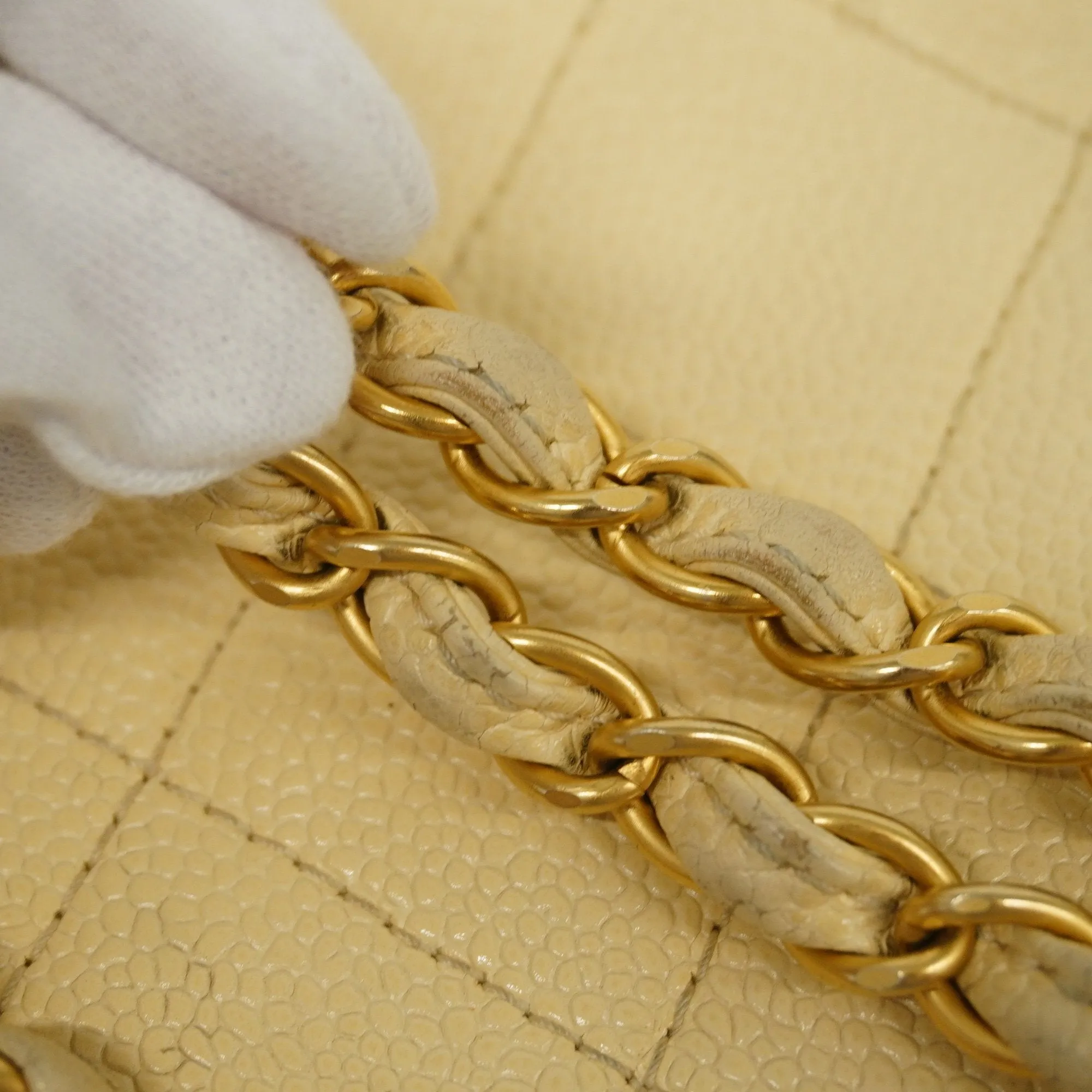 Chanel[3ae5076]   Shoulder Bag Matelasse Chain Shoulder Caviar Skin Ivory Gold Metal