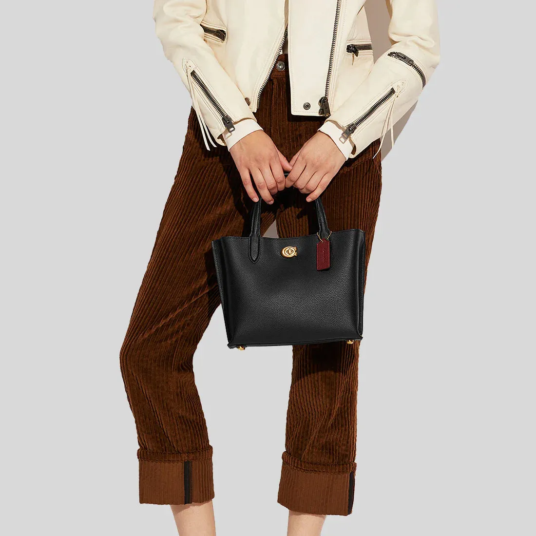 COACH Willow Tote 24 Black RS-C8869