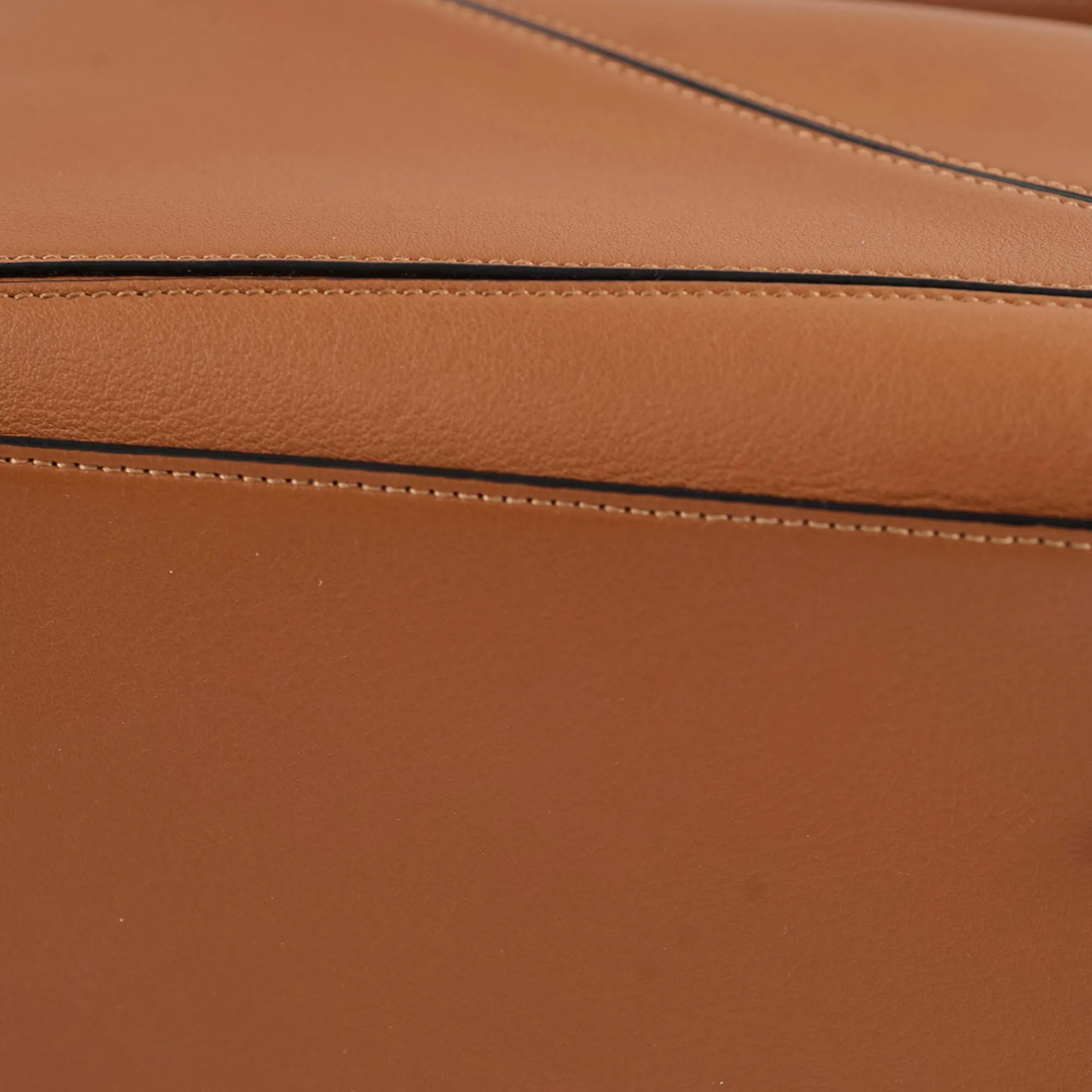 Loewe Medium Puzzle Tan