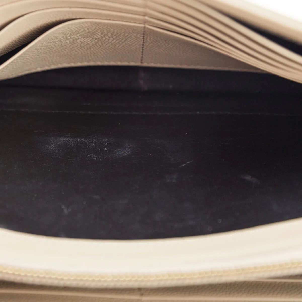 Saint Laurent Beige Grain De Poudre Matelasse Chevron Monogram Chain Wallet