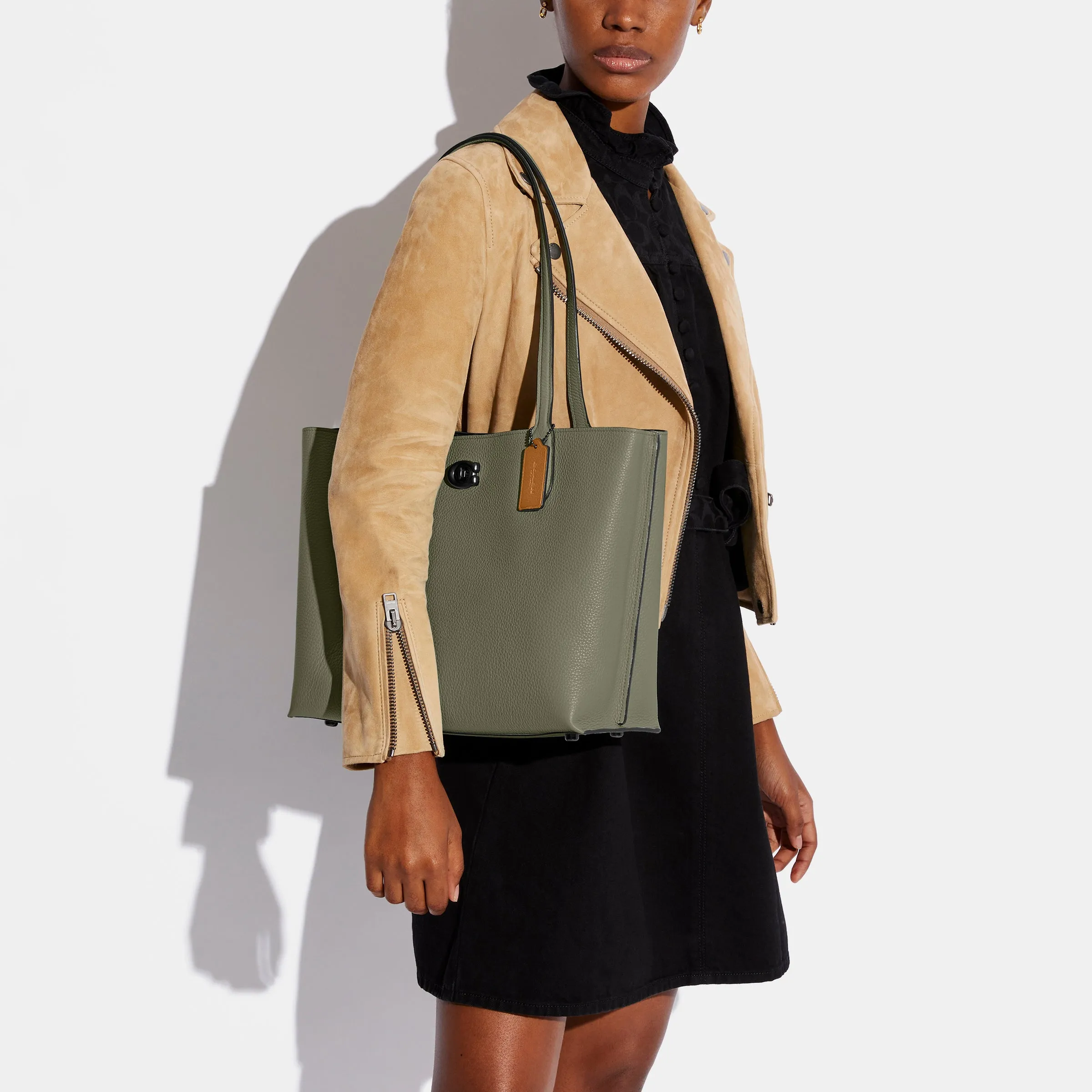 Willow Tote In Colorblock With Signature Canvas Interior