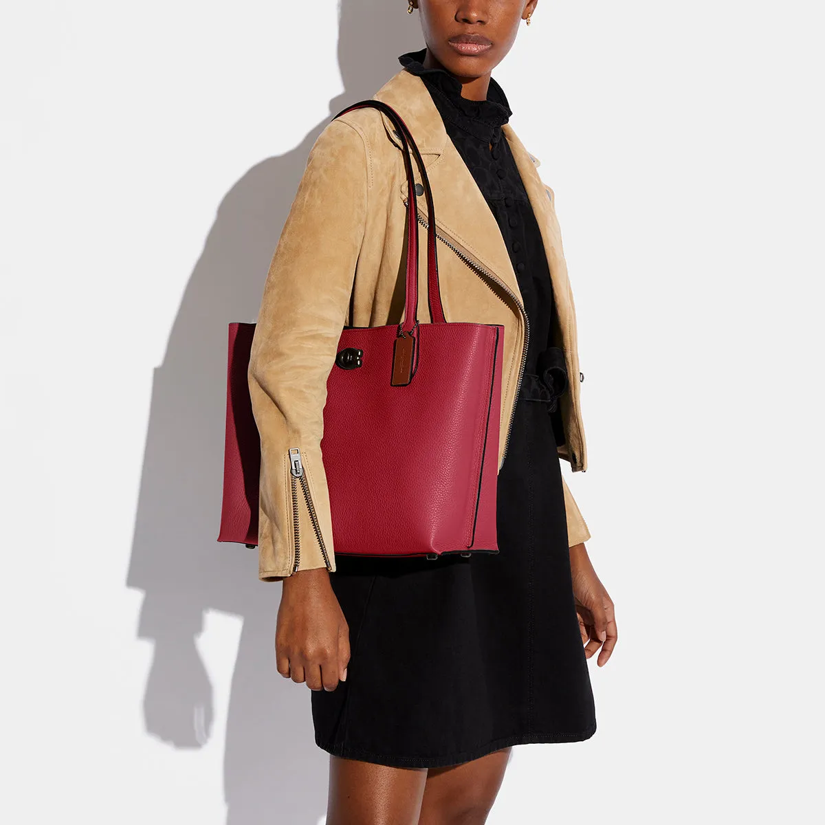 Willow Tote In Colorblock With Signature Canvas Interior