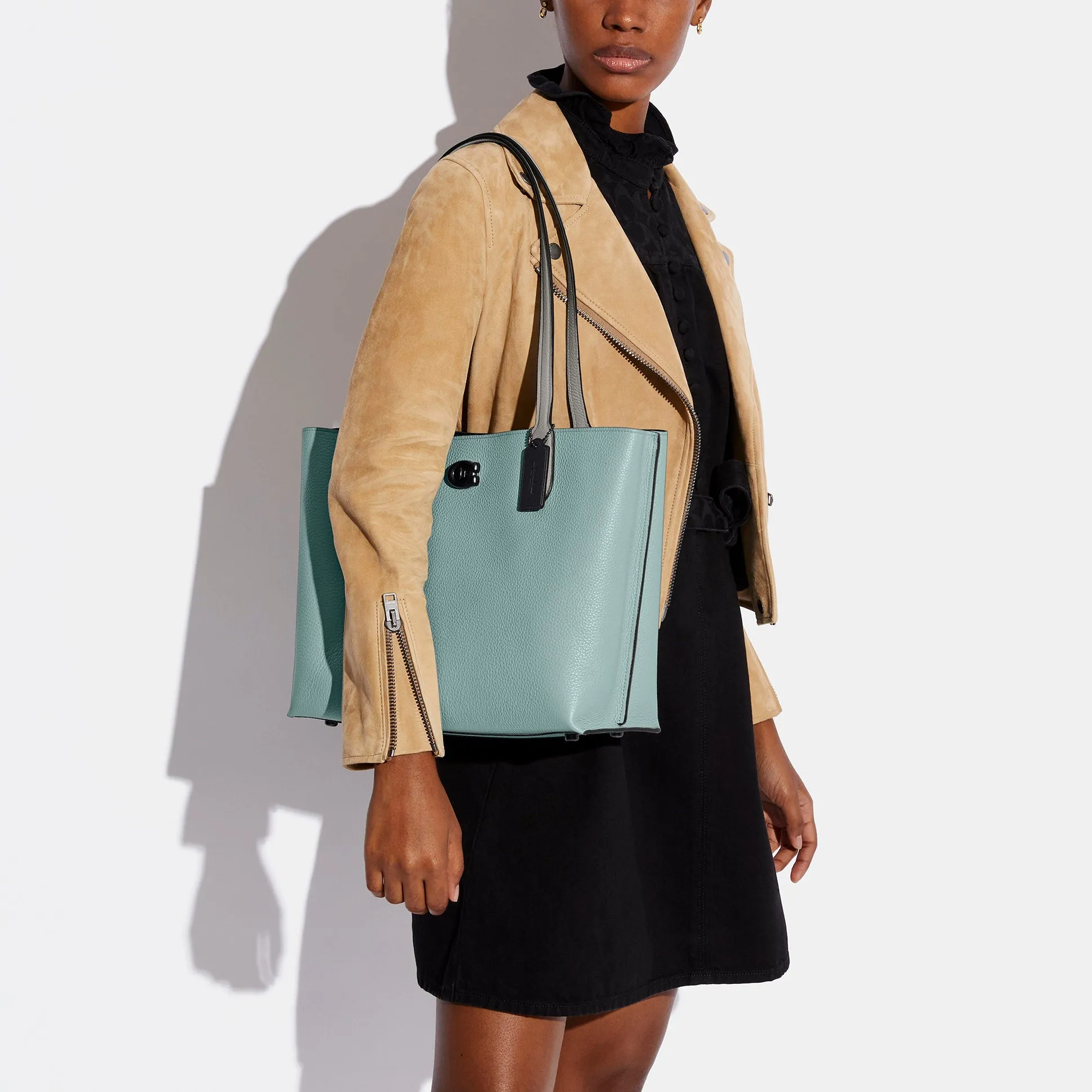 Willow Tote In Colorblock With Signature Canvas Interior