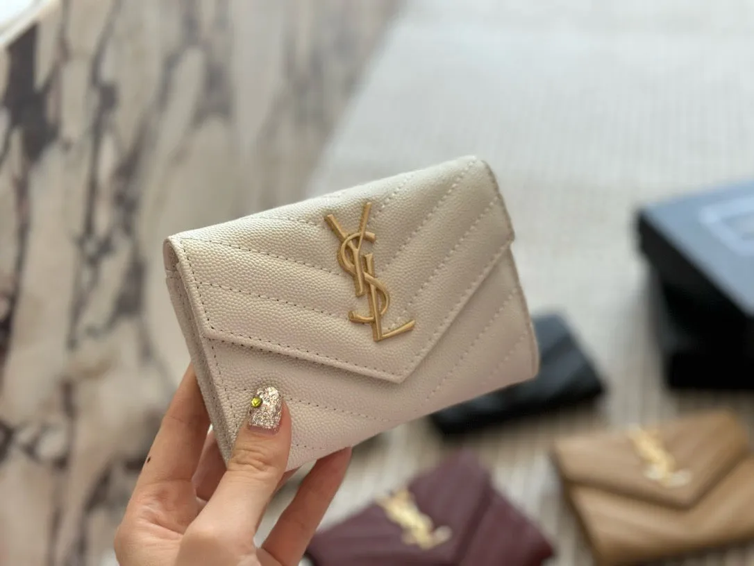 YSK335 Cassandre Matelassé Small Envelope Wallet / 5.3 x 3.7 x 1.1 INCHES