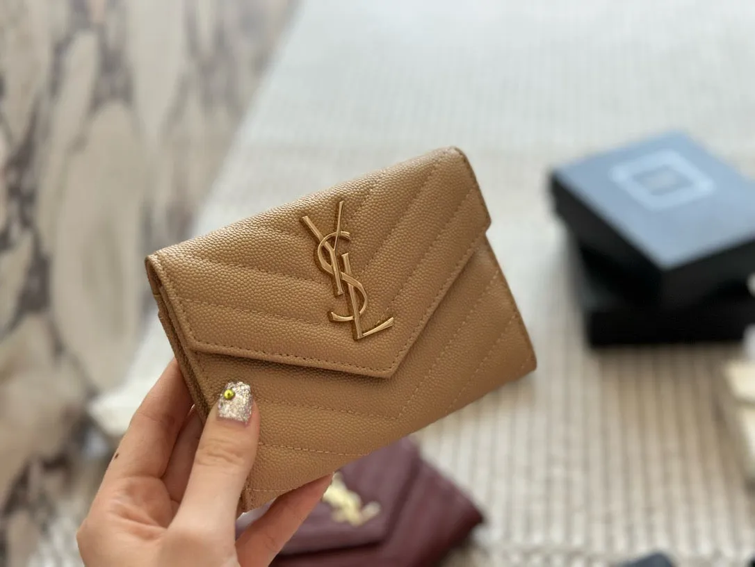 YSK335 Cassandre Matelassé Small Envelope Wallet / 5.3 x 3.7 x 1.1 INCHES